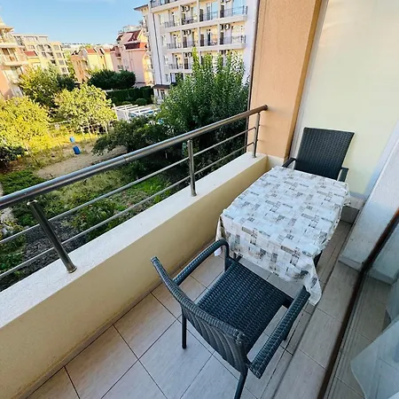 Апартаменты Saint Elena Complex 47 Солнечный берег